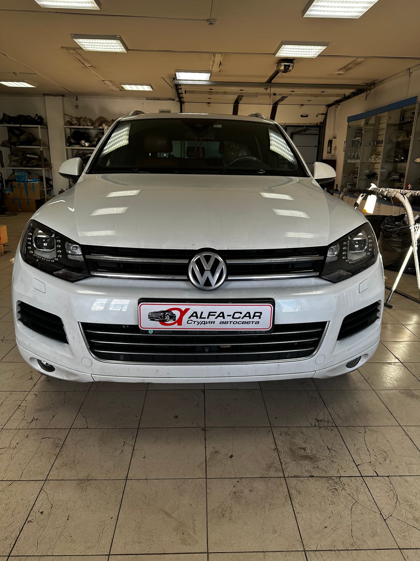 Volkswagen Touareg — ремонт и герметизация фар в Alfa-Car, фото 5