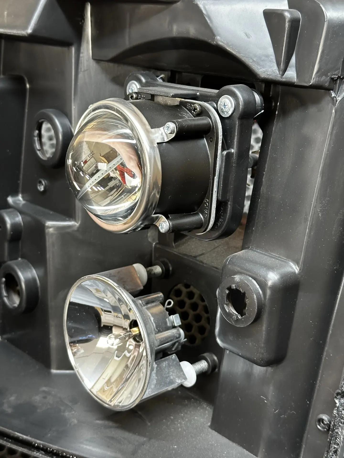 Cadillac Escalade — замена линз в Alfa-Car, фото 12