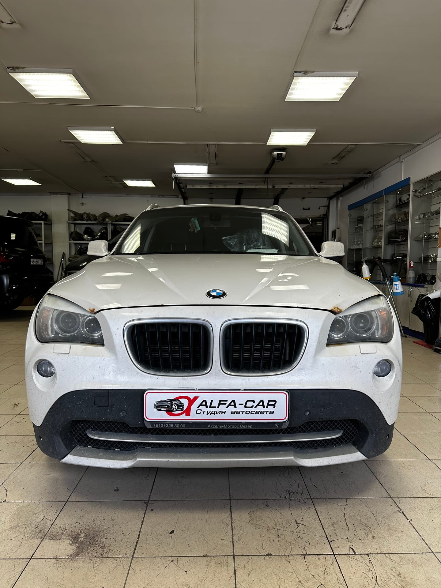 BMW X1 — замена линз в Alfa-Car
