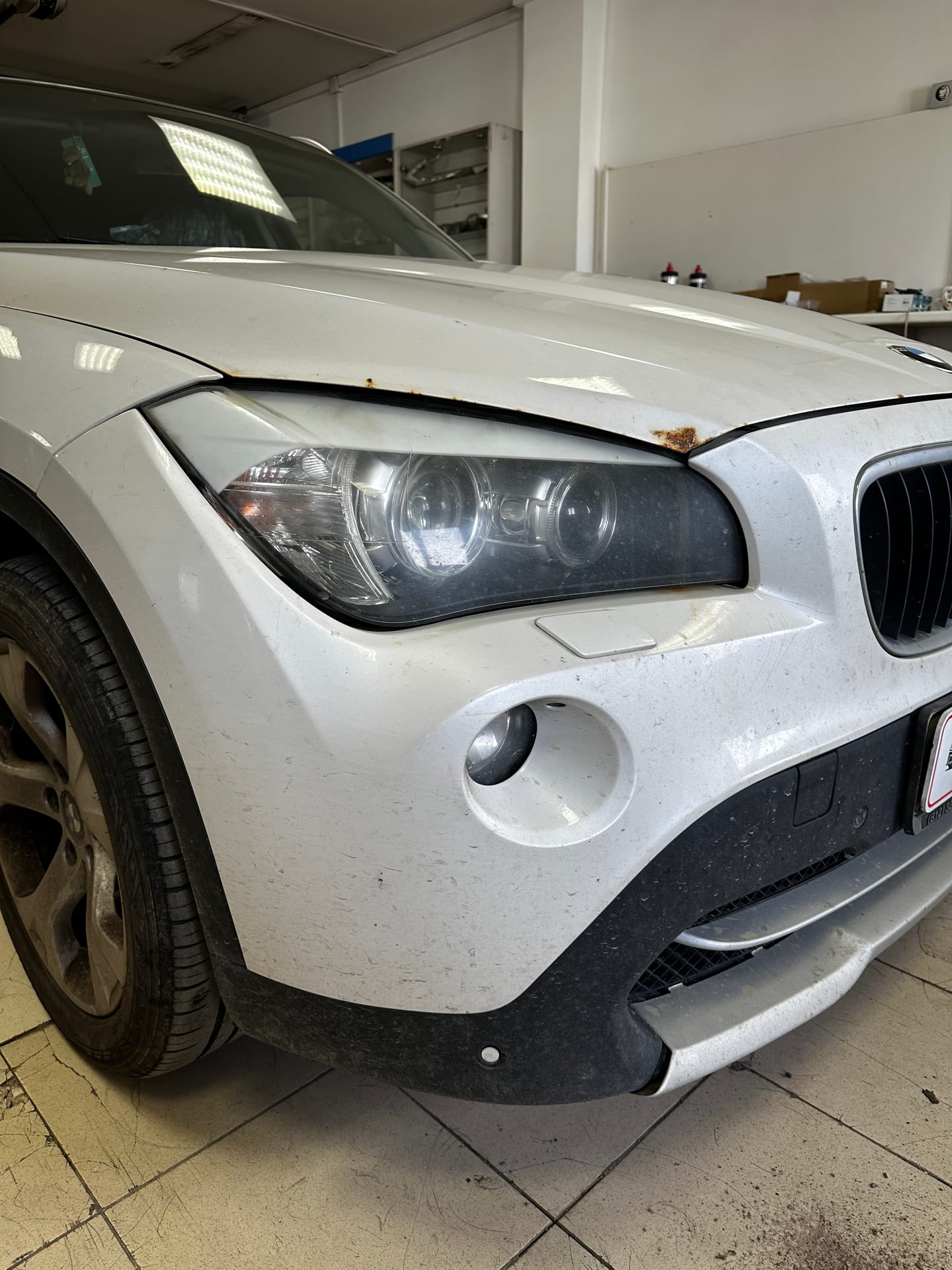BMW X1 — замена линз в Alfa-Car, фото 5