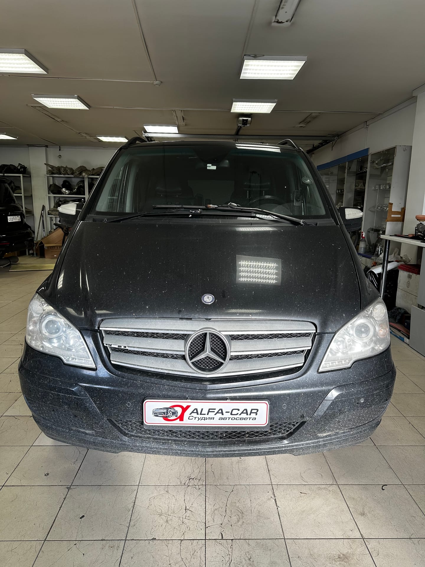 Mercedes-Benz Viano — замена линз в Alfa-Car
