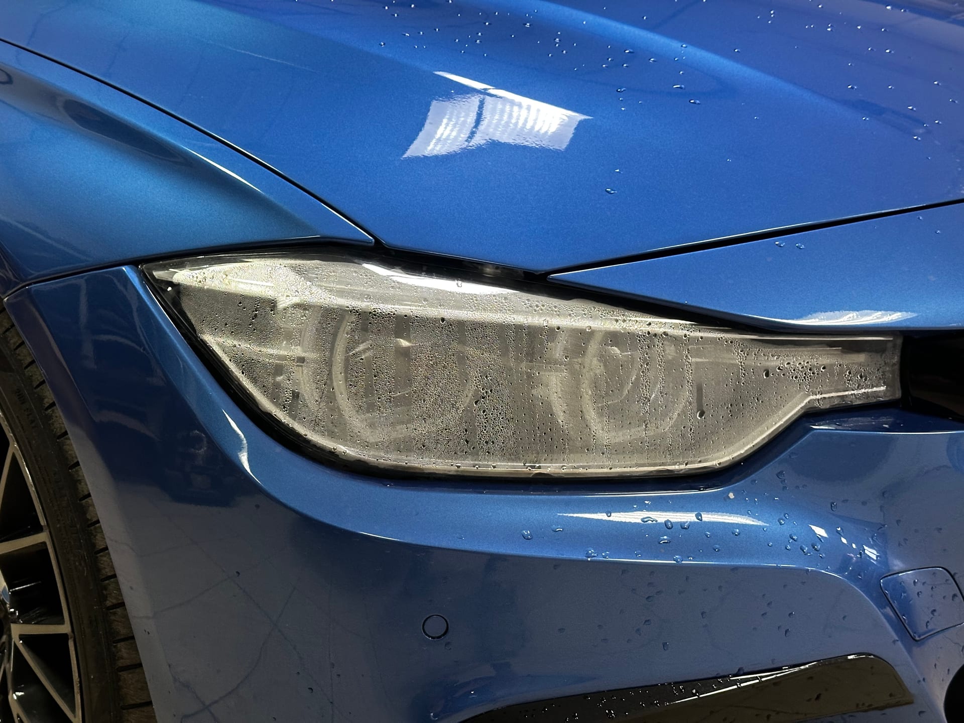 BMW 3 Series — ремонт и герметизация фар в Alfa-Car