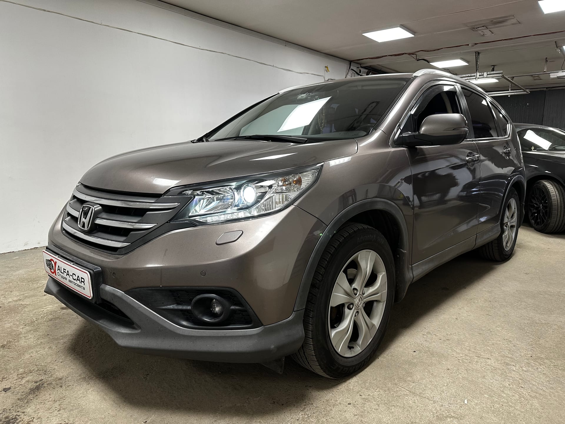 Honda CR-V — полировка и восстановление оптики в Alfa-Car, фото 12