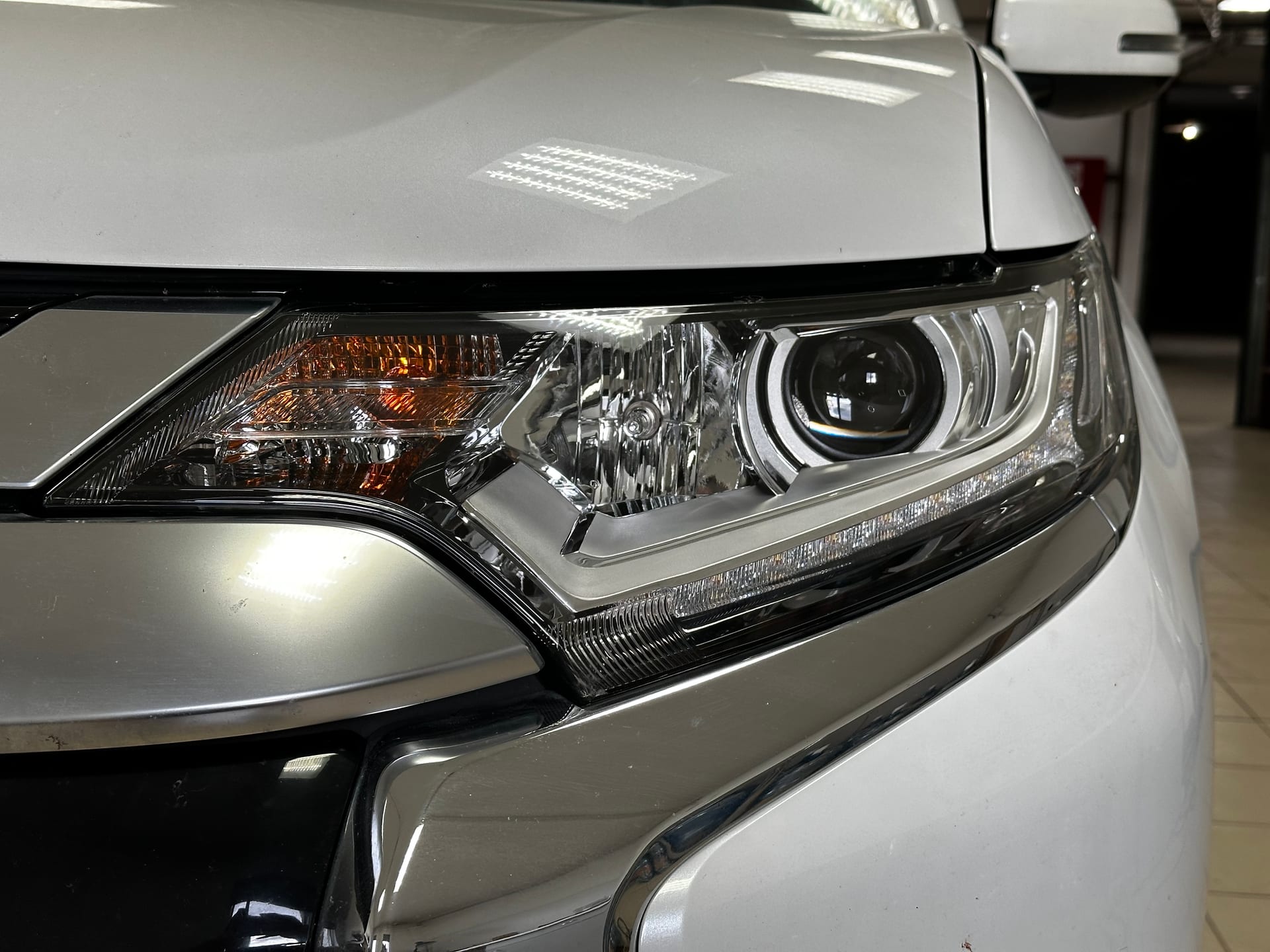 Mitsubishi Outlander — замена линз в Alfa-Car, фото 16