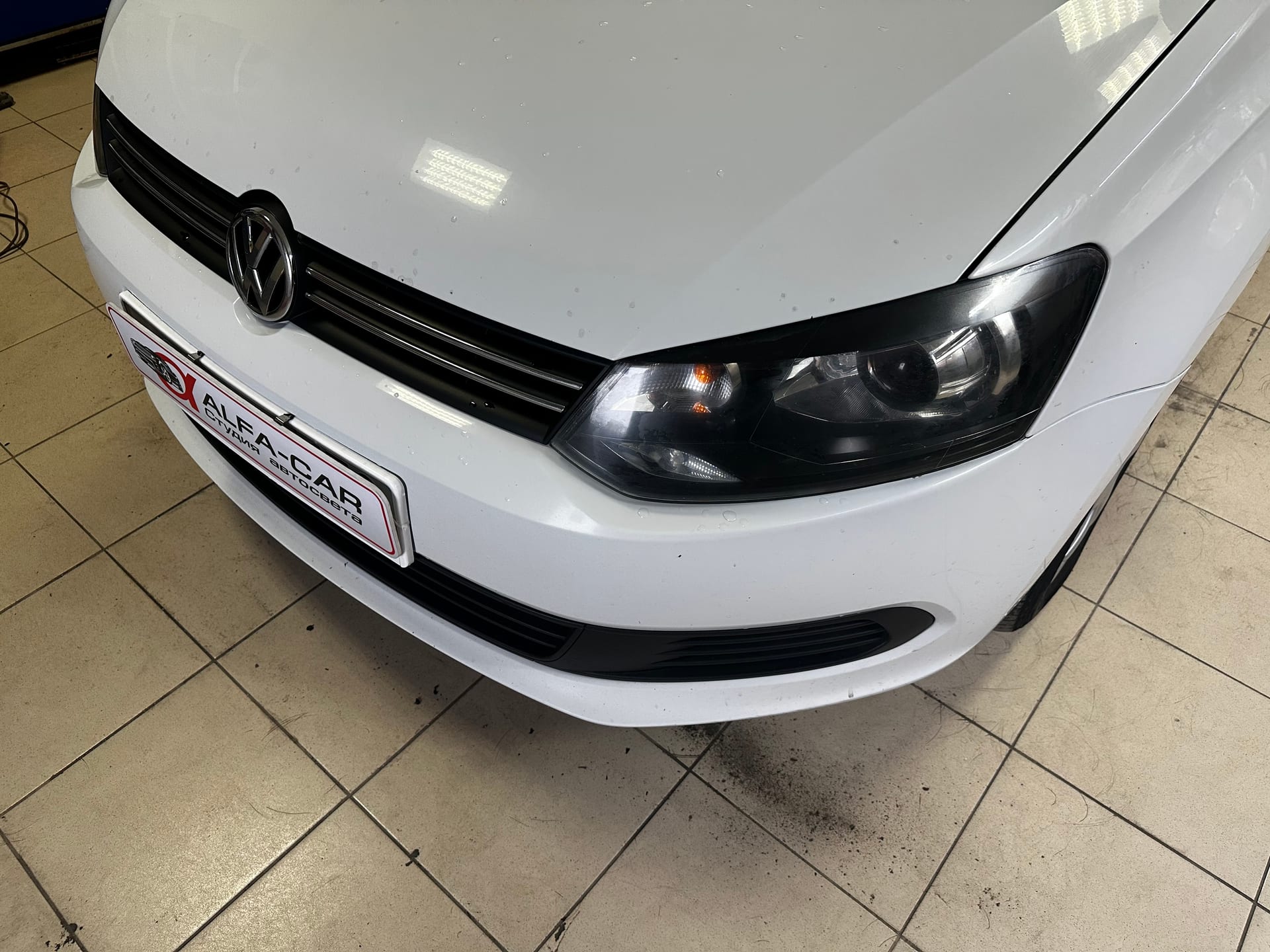 Volkswagen Polo — замена линз в Alfa-Car, фото 4