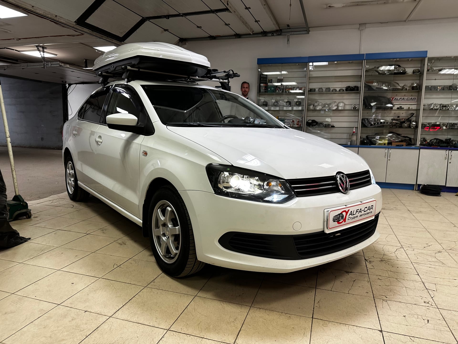 Volkswagen Polo — замена линз в Alfa-Car, фото 16