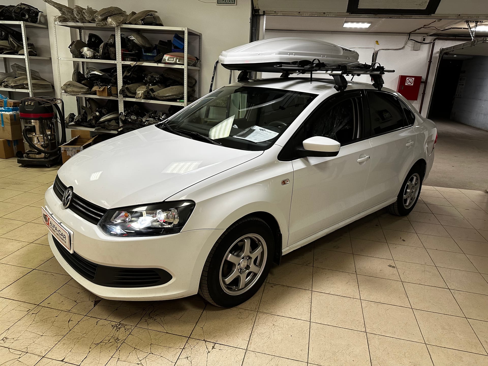 Volkswagen Polo — замена линз в Alfa-Car, фото 17