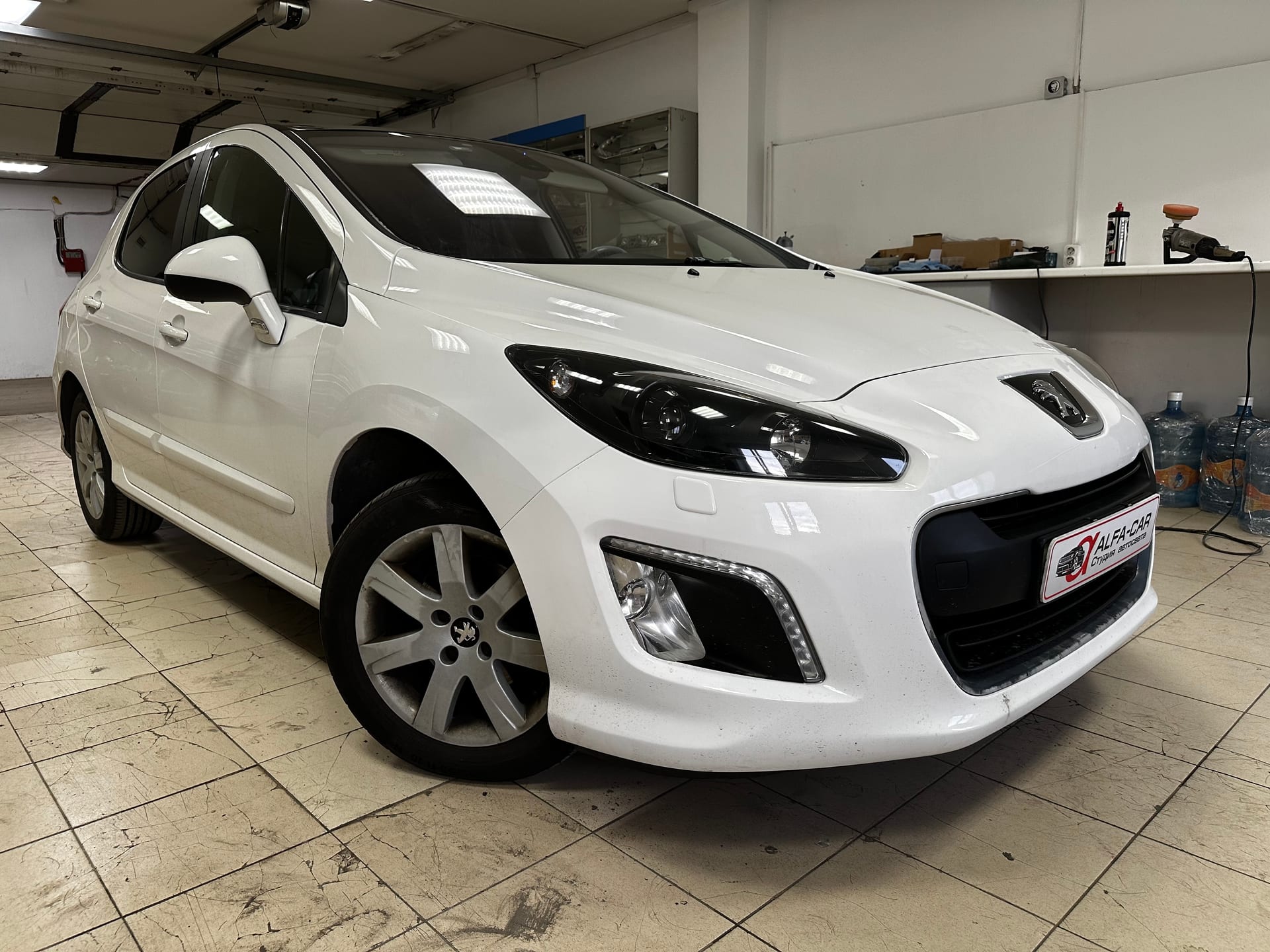 Peugeot 308 — замена линз в Alfa-Car, фото 14