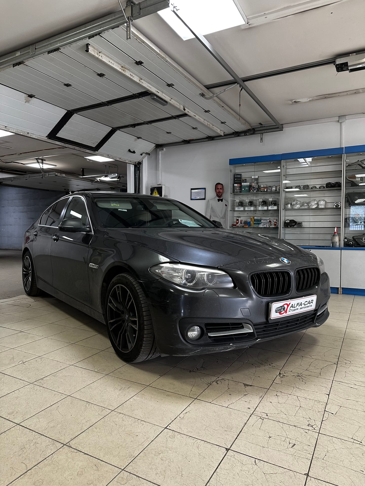 BMW 5 Series — замена линз в Alfa-Car, фото 4