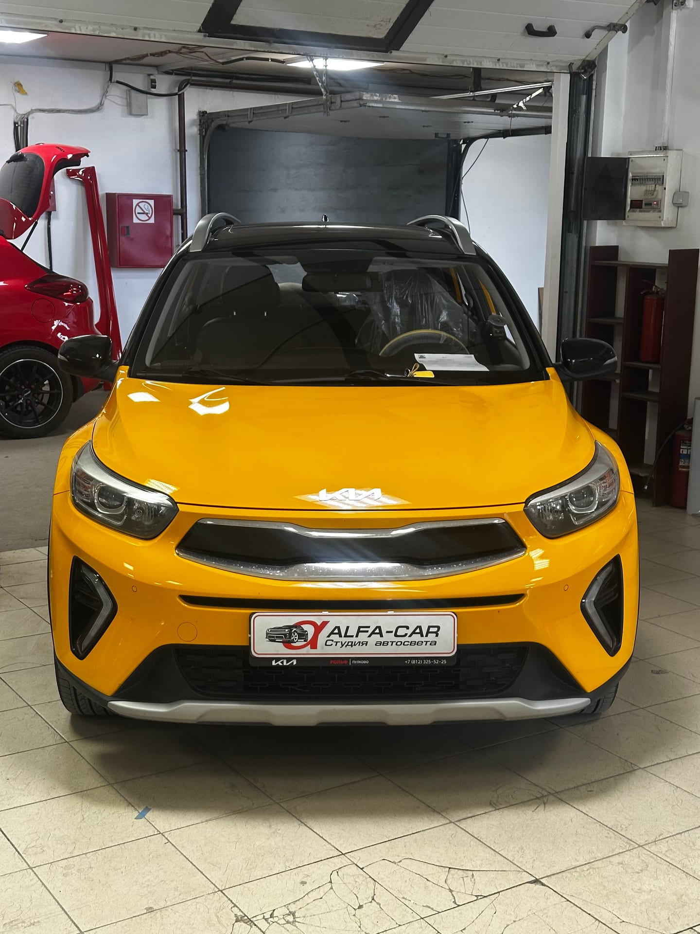 Kia KX1 — замена линз в Alfa-Car