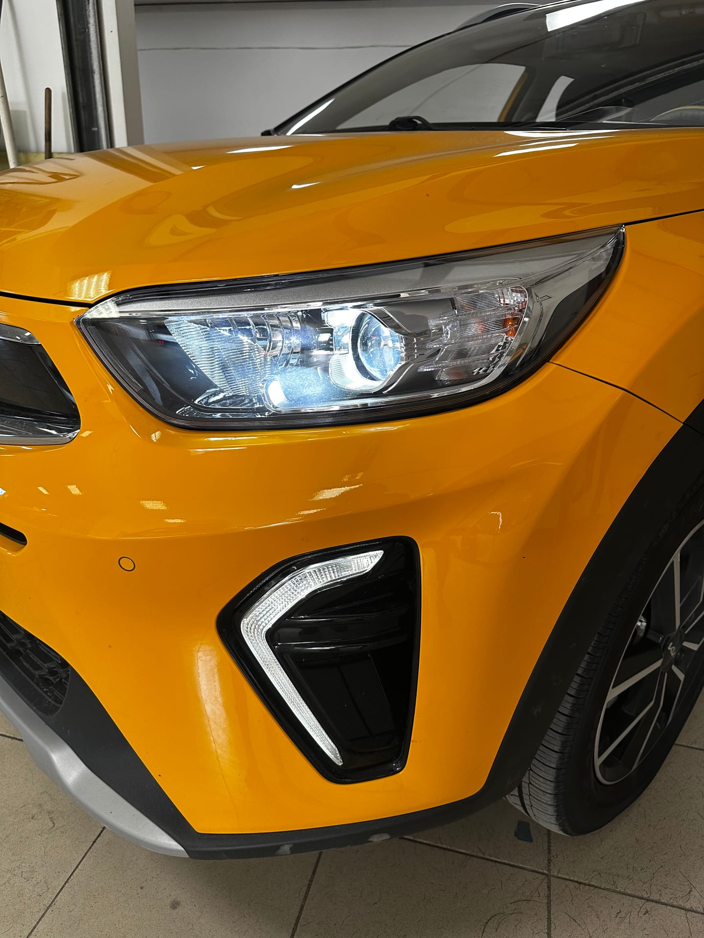 Kia KX1 — замена линз в Alfa-Car, фото 11