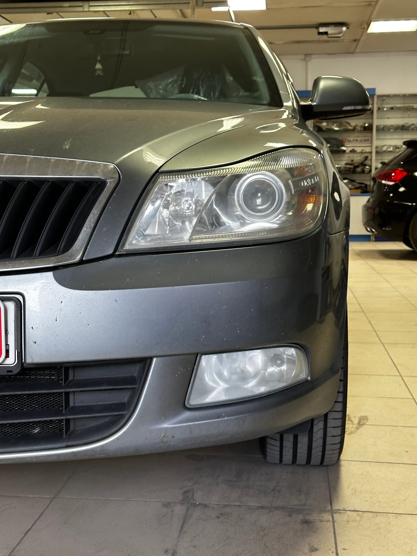 Skoda Octavia — замена линз в Alfa-Car, фото 6