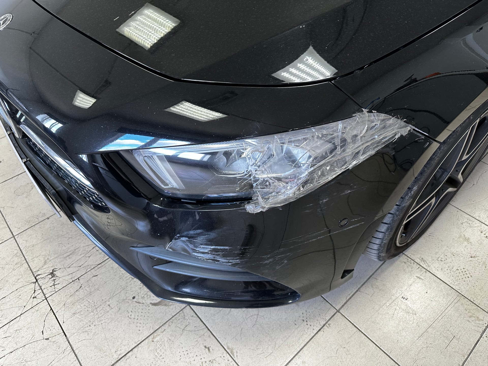 Mercedes-Benz A-Class — ремонт и герметизация фар в Alfa-Car, фото 3