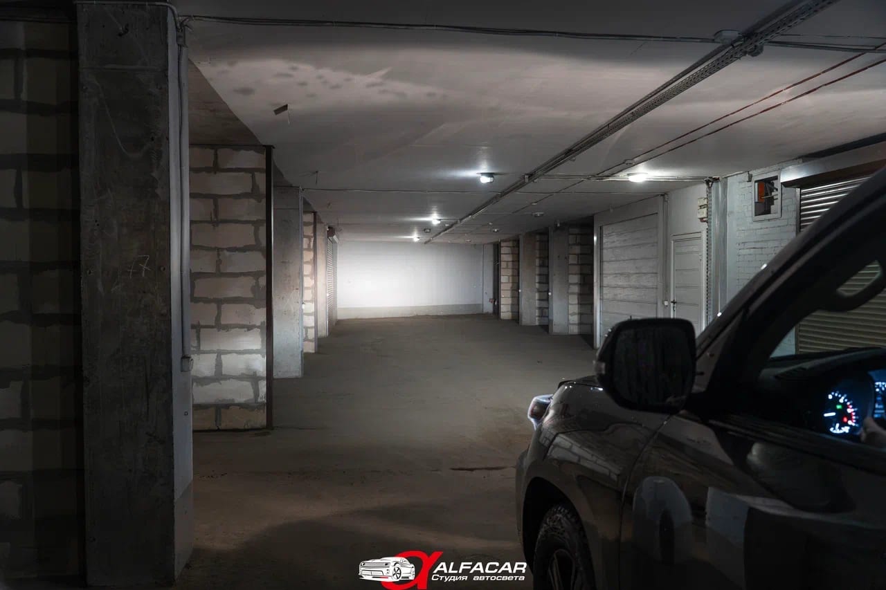 Toyota Land Cruiser — замена линз в Alfa-Car, фото 6