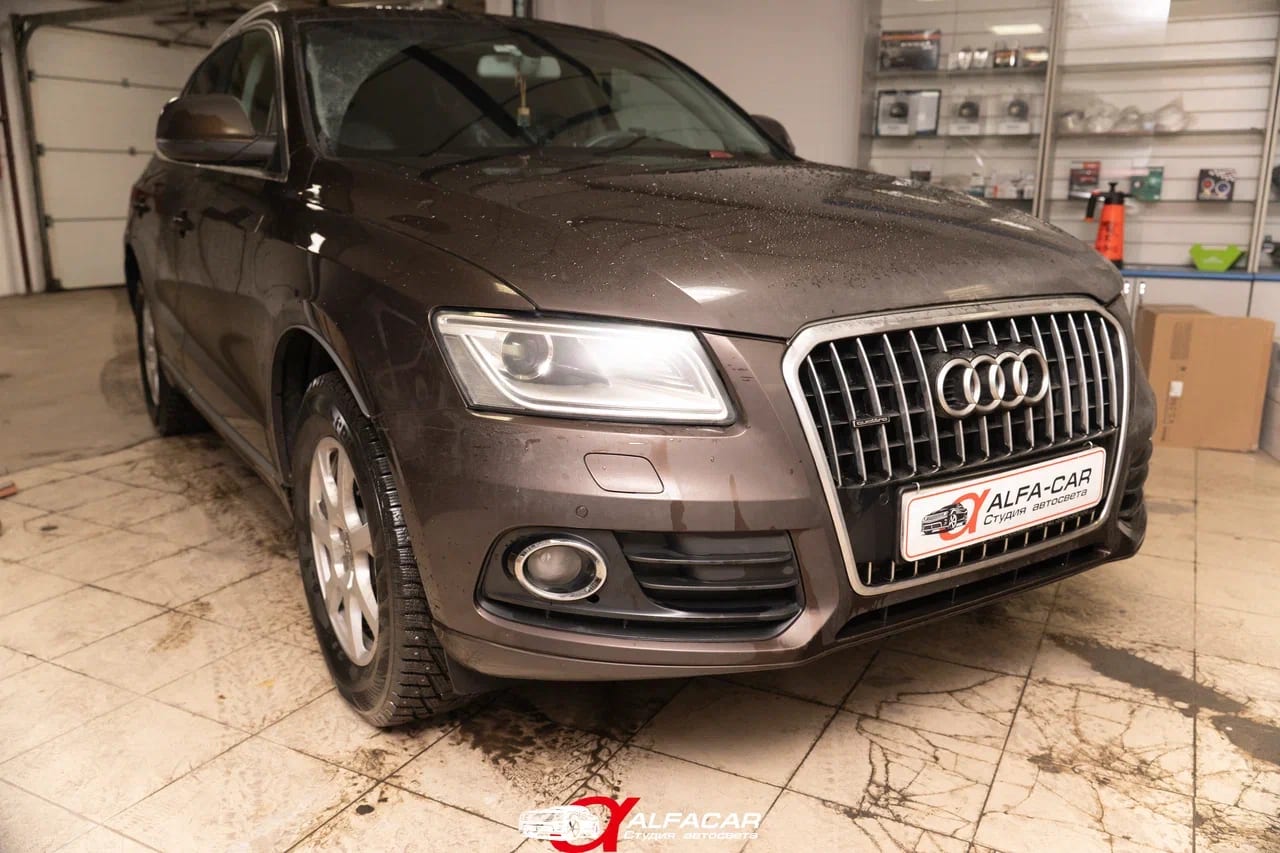 Audi Q5 — замена линз в Alfa-Car