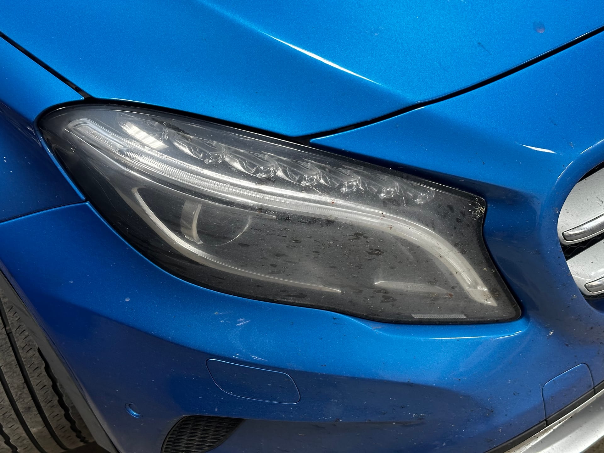 Mercedes-Benz GLA — полировка и восстановление оптики в Alfa-Car, фото 3