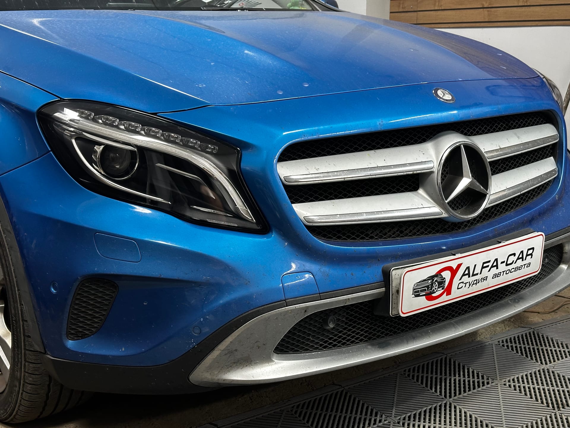 Mercedes-Benz GLA — полировка и восстановление оптики в Alfa-Car, фото 8