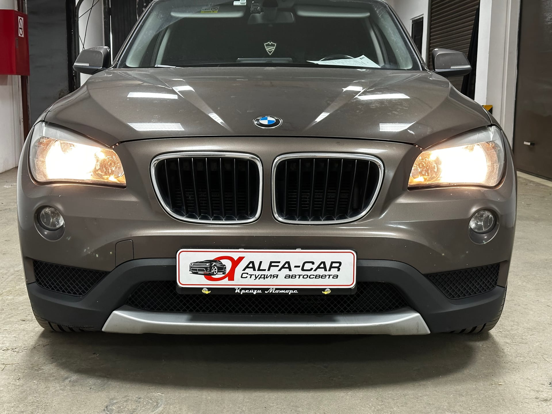 BMW X1 — замена линз в Alfa-Car, фото 6