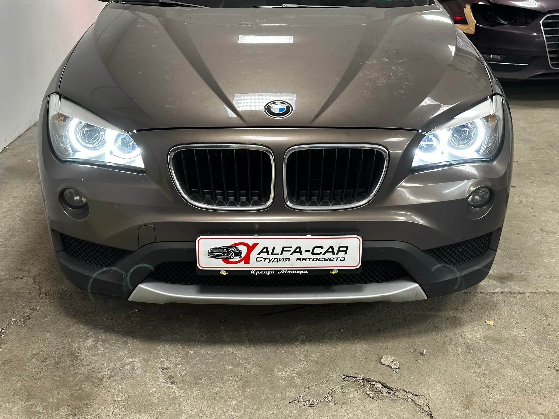 BMW X1 — замена линз в Alfa-Car, фото 10