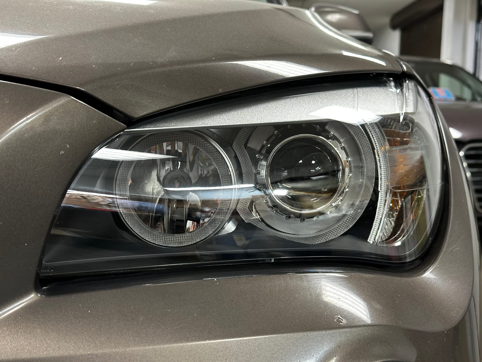 BMW X1 — замена линз в Alfa-Car, фото 17