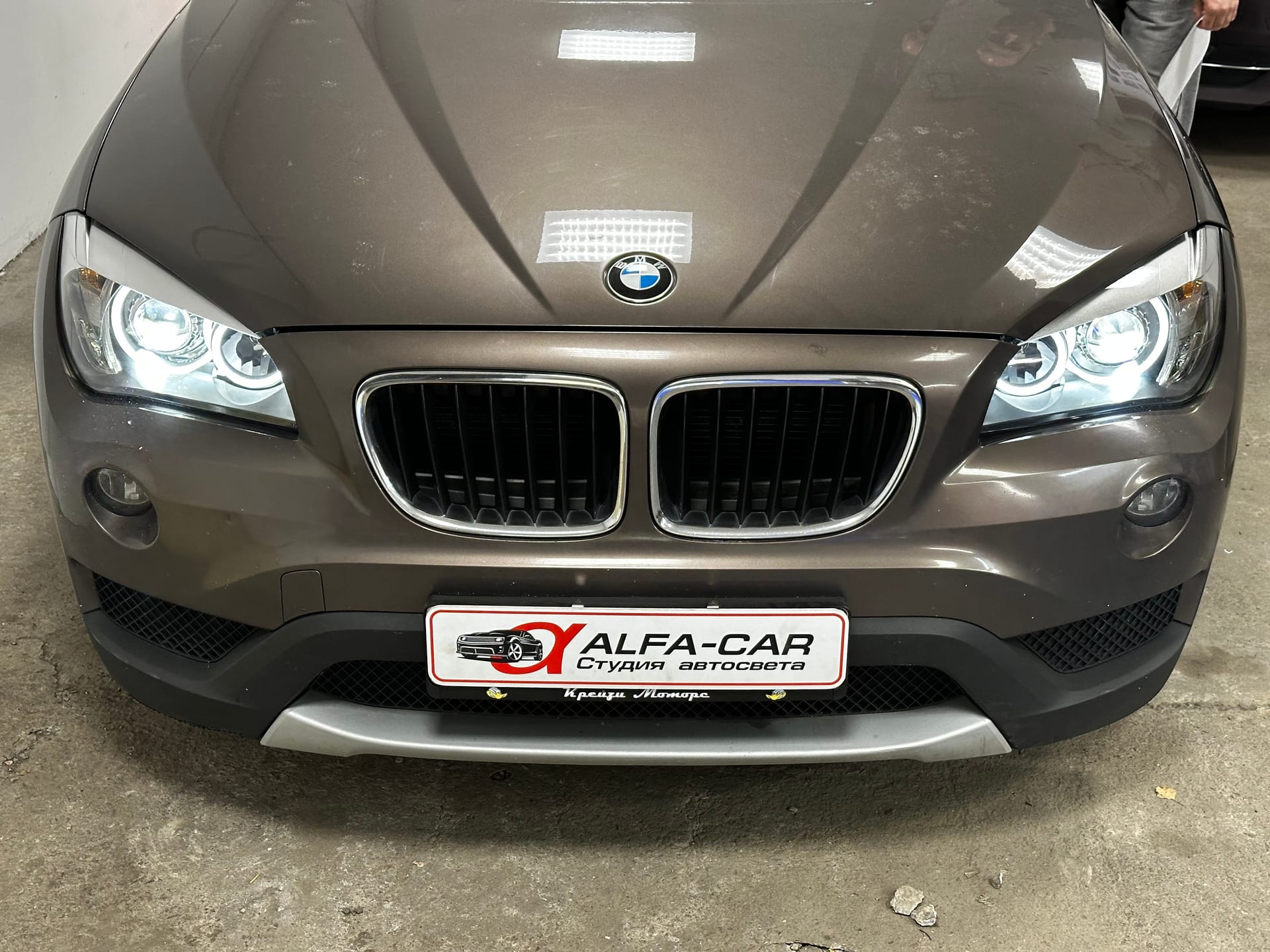 BMW X1 — замена линз в Alfa-Car, фото 12