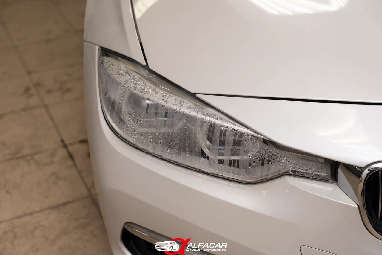 BMW 3 Series — ремонт и герметизация фар в Alfa-Car, фото 3