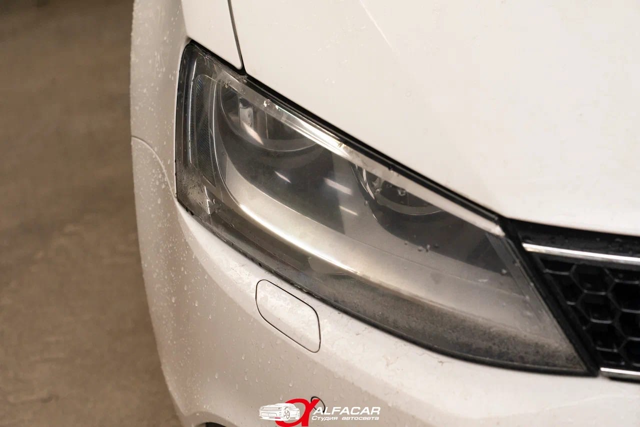 Volkswagen Jetta — замена линз в Alfa-Car, фото 4